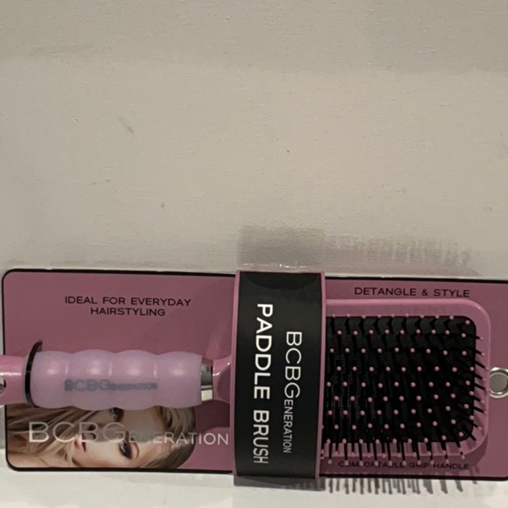 BCBGeneration Paddle Hair Brush. Designed to leave hair feeling silky smooth.